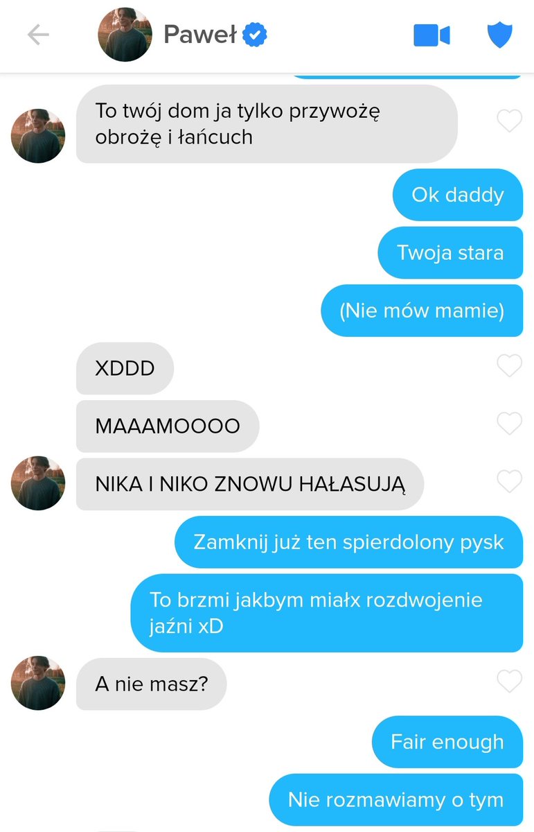 ogniepiekielne's tweet photo. nikt:
ja i mój brat na tinderze: https://t.co/XP8cQFUq2S