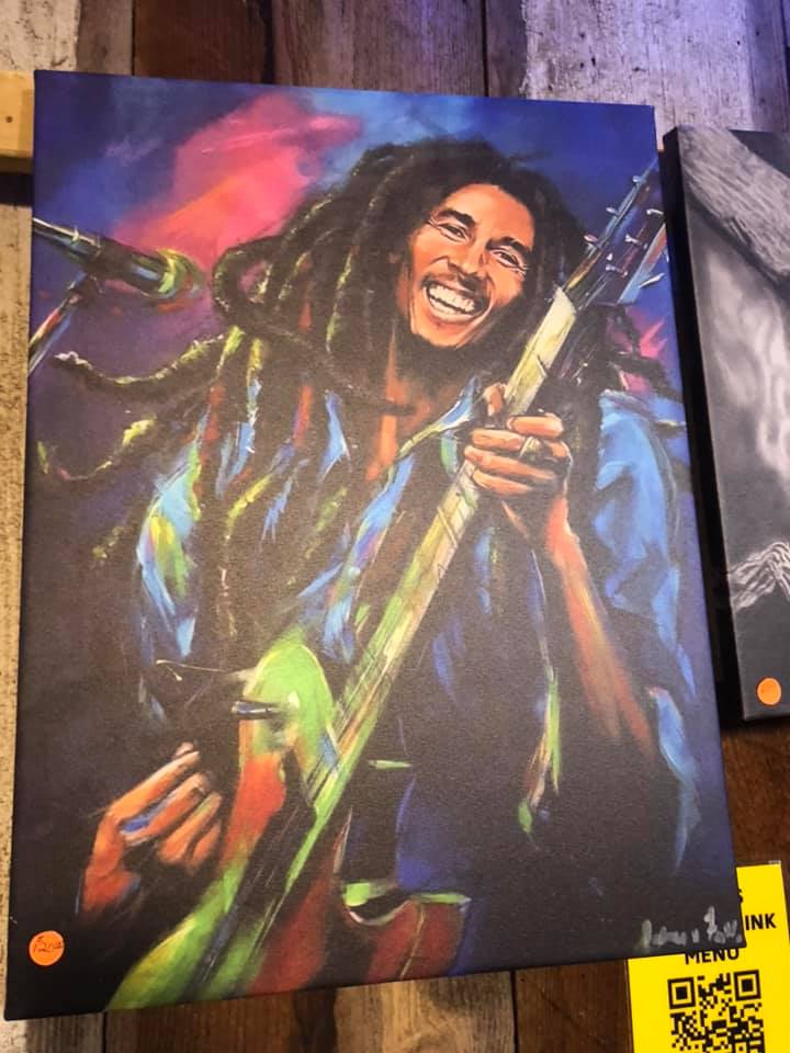 tammy4u2nv's tweet photo. there's a guy I haven't seen in years and years, but we did grow up together as cousins. well, he bought this for me, for Christmas.
I do believe it's gonna be a good week. And 2020 can suck it. #readingthesigns #BobMarley #mastermarley #whoahbaby https://t.co/emtApAqDor