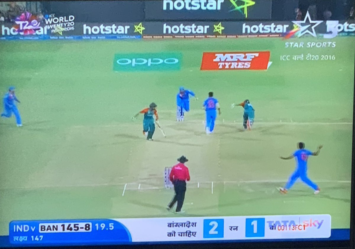 Gautaamm's tweet photo. Remember this? 

#cricket #MSD #T20 #runout #amazingfinish https://t.co/I6Mmm4mQnQ