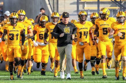 TheJacobWalker7's tweet photo. Extremely blessed to receive a D1 offer from Kennesaw State University @CoachOssieB @coachkwalton @apstickel https://t.co/yAC2WoRQel