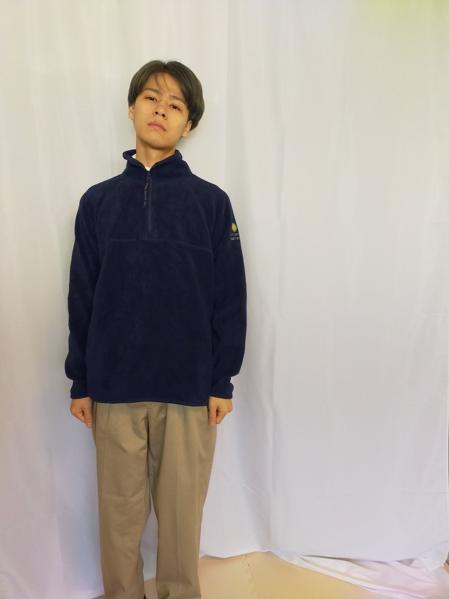 used_Kanade's tweet photo. 【着画紹介】
お馴染みのフリースです！

ジッパーは全部締めずに、
ちょっとだけ開けるのがミソ🙆🏻👌✨

price ¥2480~ https://t.co/KnayG78ZI9