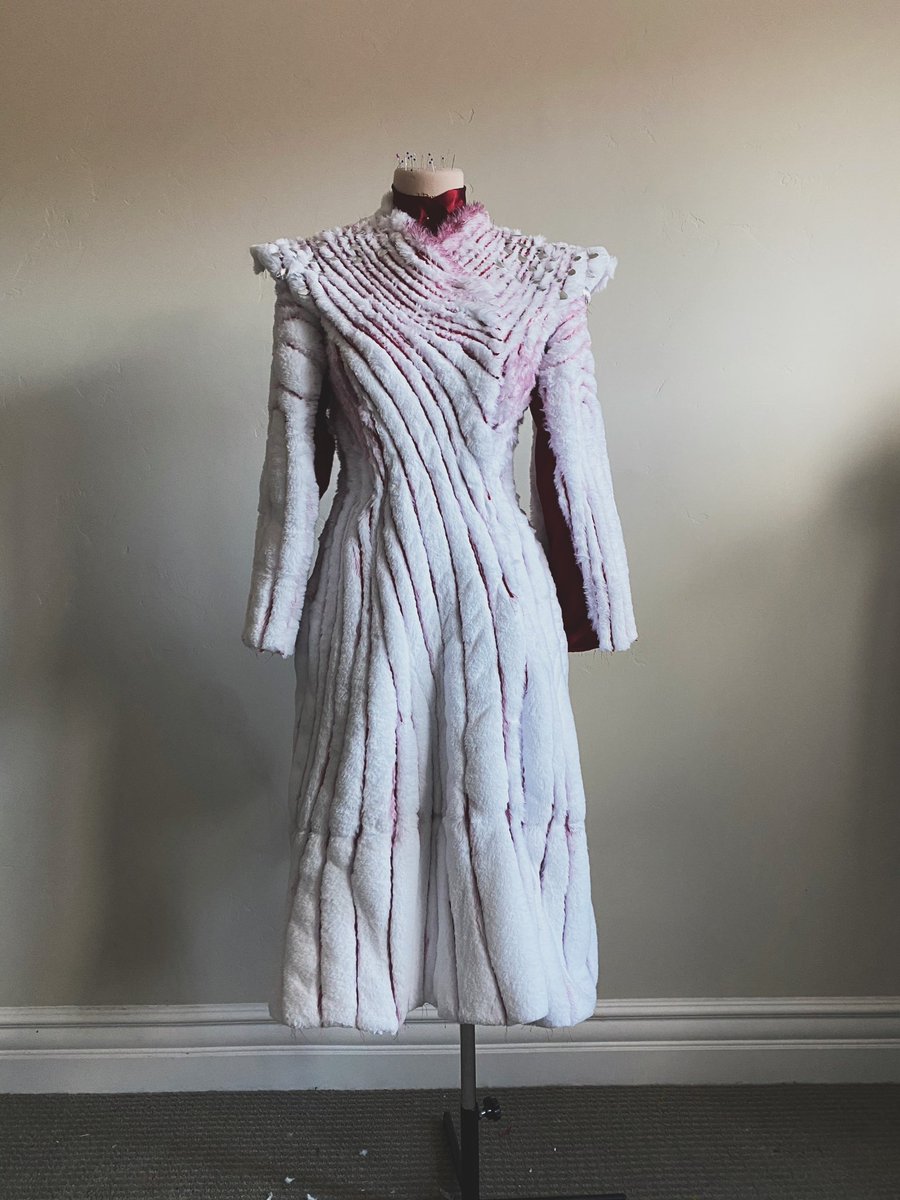 Cinderella prom look, Harry style vogue and a Daenerys coat