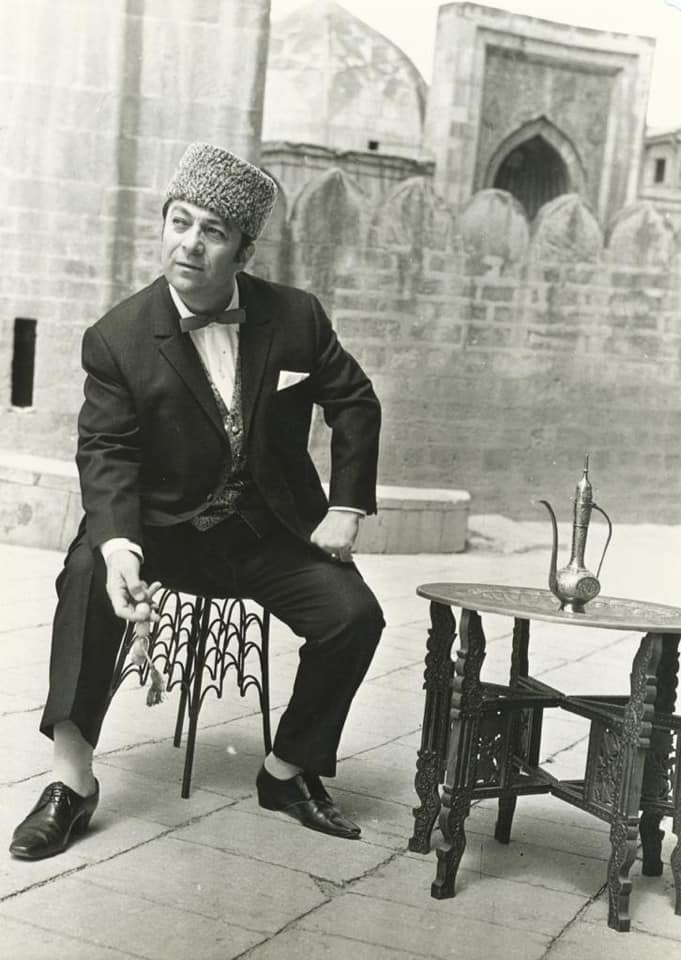 Rashid Behbudov played the role superbly and quite frankly, made the film very popular. He was awarded the USSR State Laureate for his performance. After that, he began touring various countries throughout the world which he did up until his death.