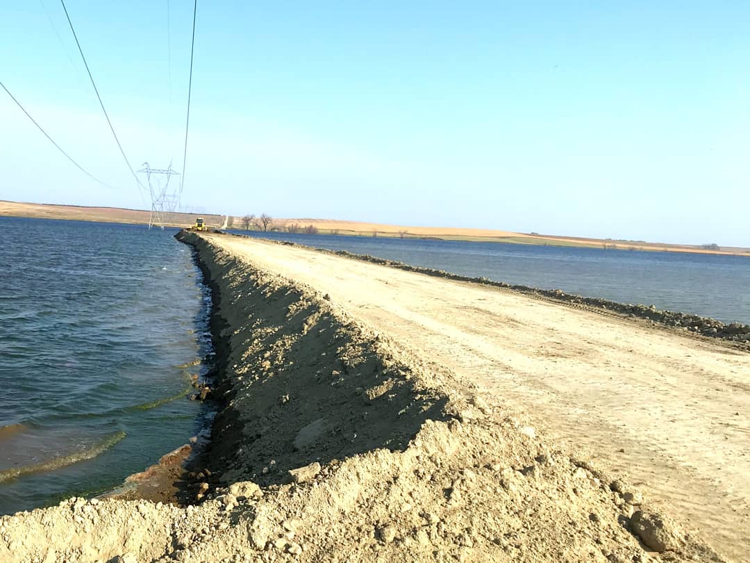 AtlasFoundComp's tweet photo. Current jobsite working on drilled piers foundations for new transmission towers. https://t.co/raRqduYsK6