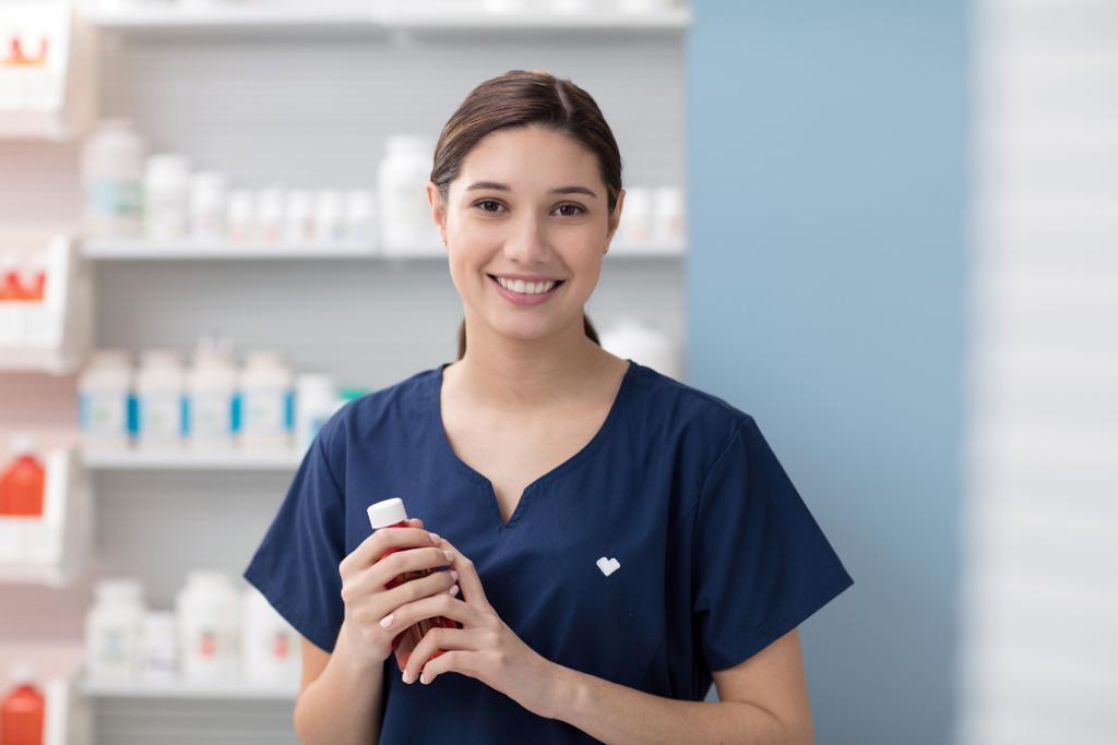 Looking for work with purpose? CVS Health is hiring Pharmacist Technicians in multiple locations across the U.S. who have a desire to service the community and participate in a dynamic healthcare environment! 

Apply at cvs.jobs/3oUVdQ7 #TeamCVS #PharmTech #HiringNow