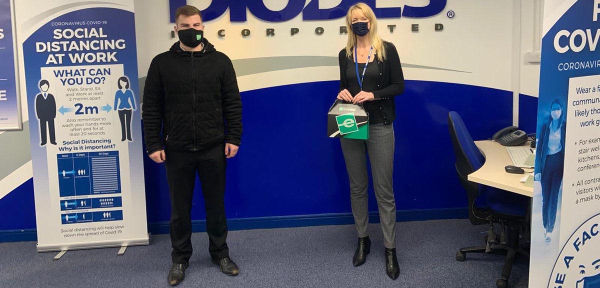 KatieFordham2's tweet photo. U303 getting out visiting our local accounts and delivering prizes from our 12 Days of Christmas draw! 🎄🎁 @Dharmesh_ERAC @paul_mcgov https://t.co/wbmGzPQ2Bg