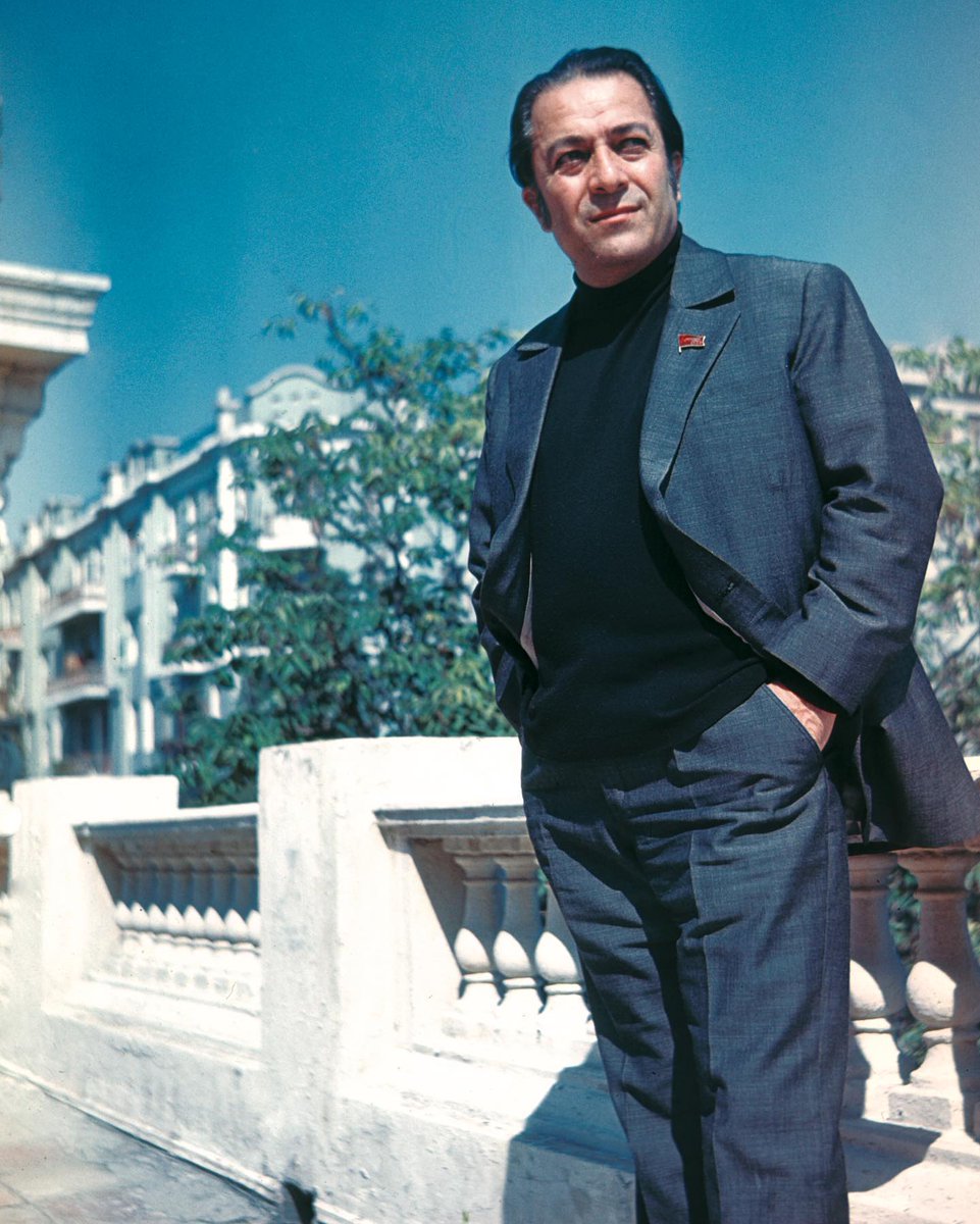 When it comes to music, Rashid Behbudov was a perfectionist.He was very critical both of himself and others. If he sensed the lyrics didn't fit the music, he would change them. The same goes with the music.What was incredible, he was entirely self-taught.