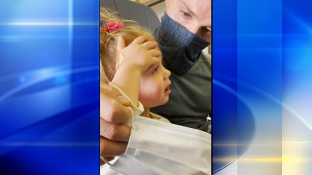 WPXI's tweet photo. Family kicked off United flight after toddler refuses to wear mask https://t.co/TCWgjJT4FH https://t.co/Ep6eD2g7Jv
