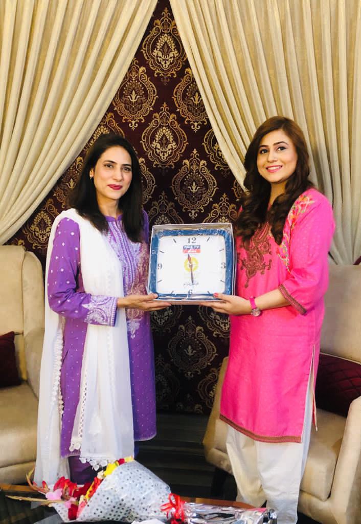NaziaAliUncut's tweet photo. Really thankful for Dr Zubaida Qazi for her Precious time.
Program. #ShamEfaiz🖥 #faiznetwork #webChannel 📺 #24Ep
Host #NaziaAli ✍🏻#Columnist #Social_Activist
Guest. Dr Zubaida Qazi President #PinkPakistanTrust
@PakistanPink https://t.co/HzV6LTdCxN