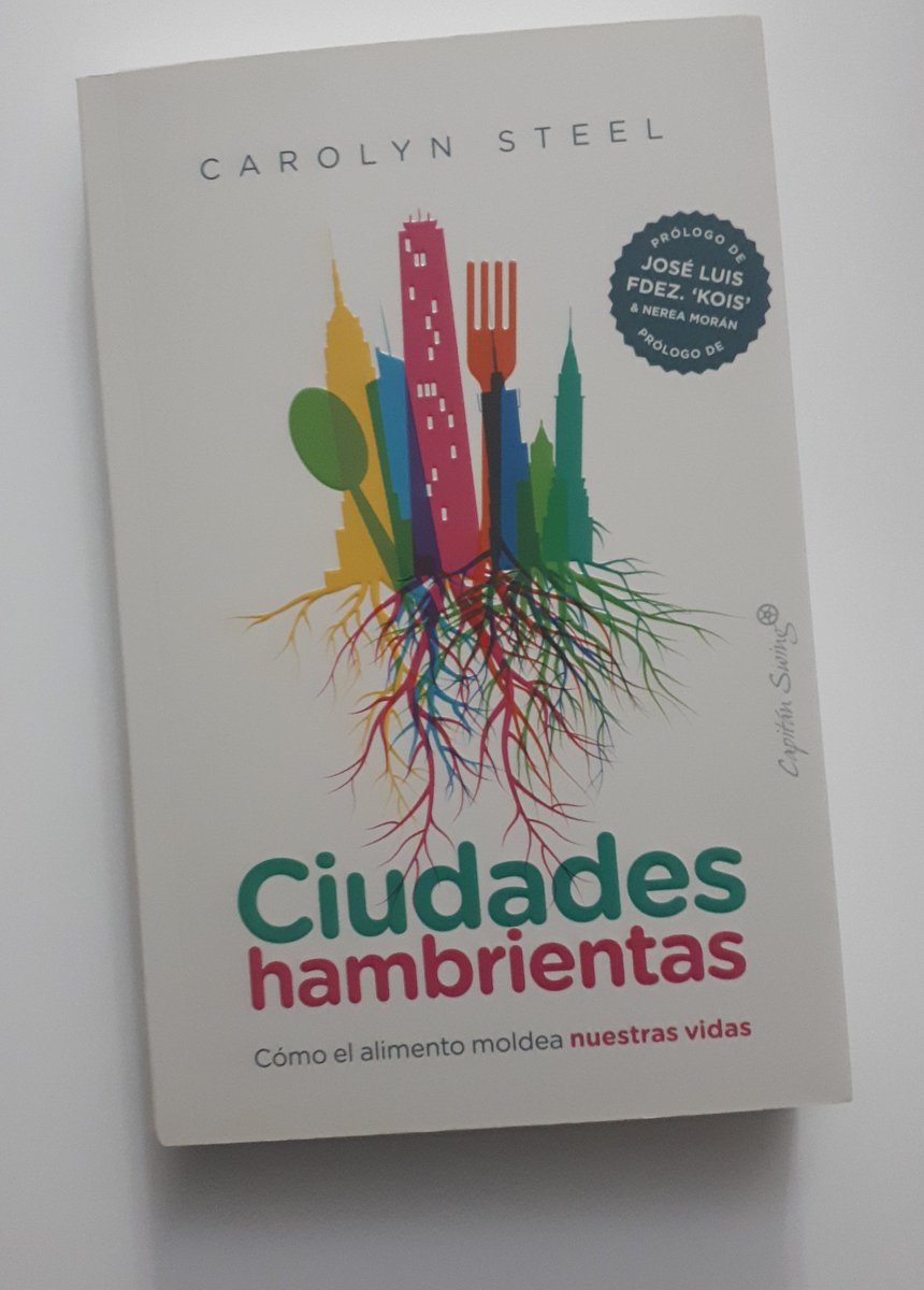 Ferfollos's tweet photo. Para preocuparse:
Cuando tú editorial de cabecera @Capitan_Swing se adelanta a los reyes magos y les chafa uno de los regalos de la lista... 😍😍😍😍 #ciudadeshambrientas @carolynsteel #libraco #delujo https://t.co/qsNcOgiwJq