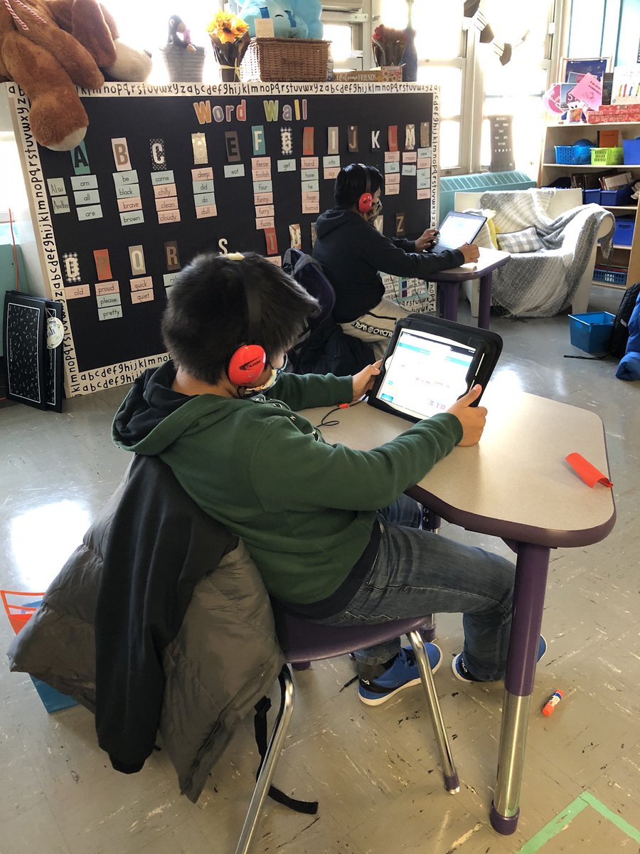 MscamposT's tweet photo. All grades participated in CSED week from our little scholars in K to our programmers in 5th grade. Dime students even created dance algorithms using loops @techstrodinaire @CSD_4 @ps155D4 @KristyDeLaCru15 #CSEDWEEK #CSedWeek2020 @CSforAllNYC @codeorg https://t.co/7VBWTUQTgy