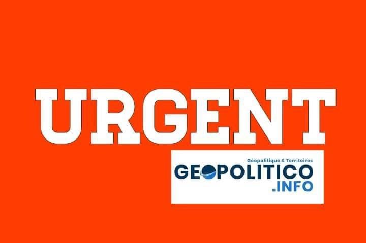 GeopoliticoInfo's tweet photo. 🔴 URGENT : @realDonaldTrump vient de signer un document accordant la grâce présidentielle  au journaliste lanceur d'alerte de WikiLeaks #JulianAssange 🇺🇸
Julian Assange est le fondateur de @wikileaks #USA
©️ https://t.co/EbS6NIQabh @wikileaks https://t.co/oQVETT98bF