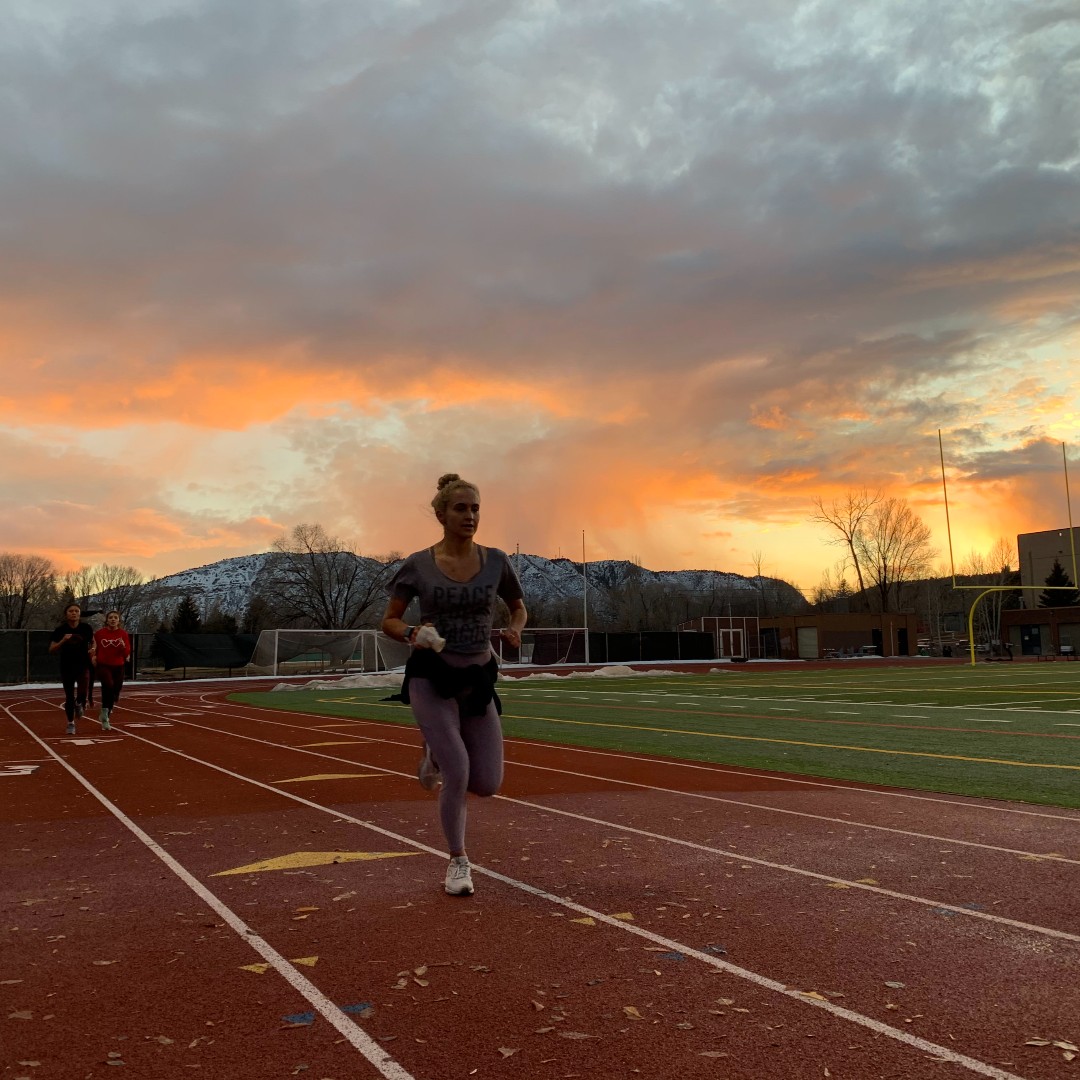 fort_xc's tweet photo. DYK: Makiah Salzano is our school record holder in the steeplechase with a 12:20.51 at the RMAC Championships in 2019. Looking forward to her racing this spring! #FLCTrack #FLXC #DurangoRunning https://t.co/hMETg0Kp0r