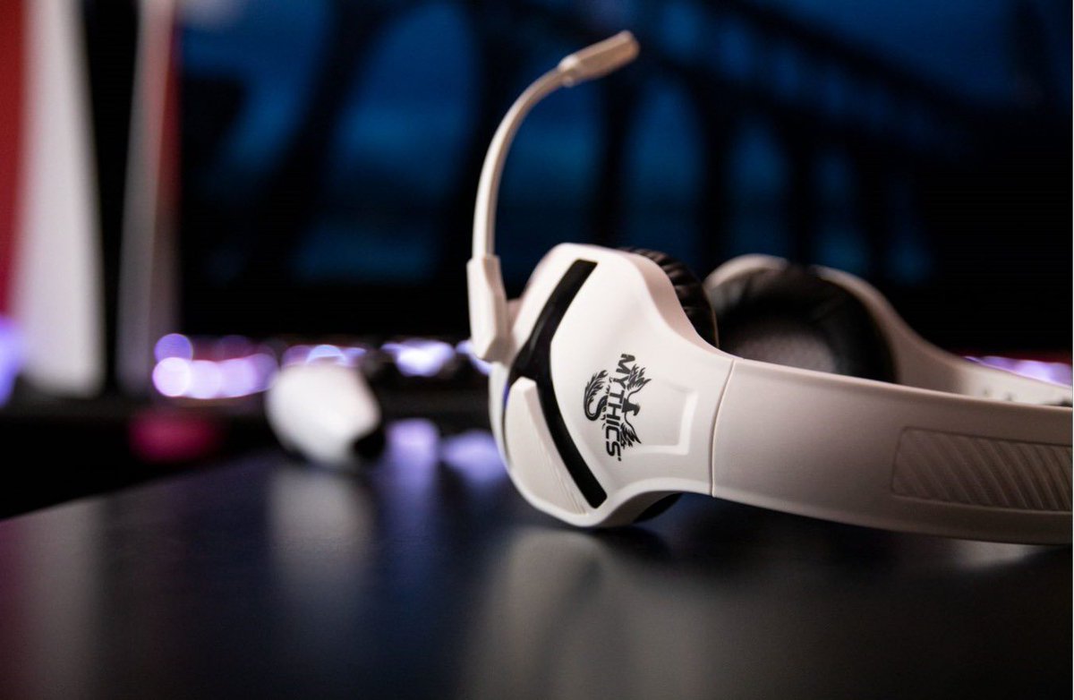 PinkGeekCOD's tweet image. Premier jeu concours avec mon nouveau partenaire @KonixInteract 🔥
konix-interactive.com
Il y a 5 casques PS5 à gagner 👀
Il faudra du coup :
- Follow @KonixInteract 
- RT ce tweet 🔥
Bonne chance à tous ❤️ 
TAS : 25/12/2020 🤶🏼 🎄