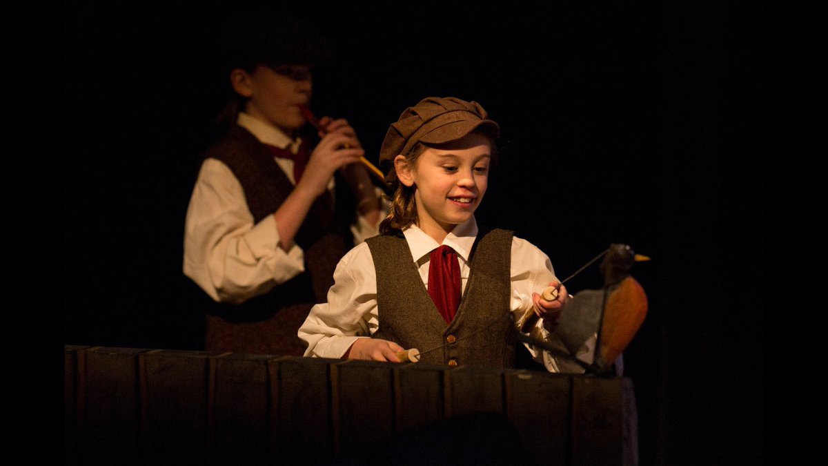 A little bird told us that <a href="/ctheatrec/">Commonwealth Theatre Center</a> is NOW ENROLLING for Spring classes! Visit commonwealththeatre.org for our full list of offerings - all ages &amp; experience levels welcome! 🐦 #theatre #acting #classes #education #artsky #louisville #kentucky #theater #actor #training