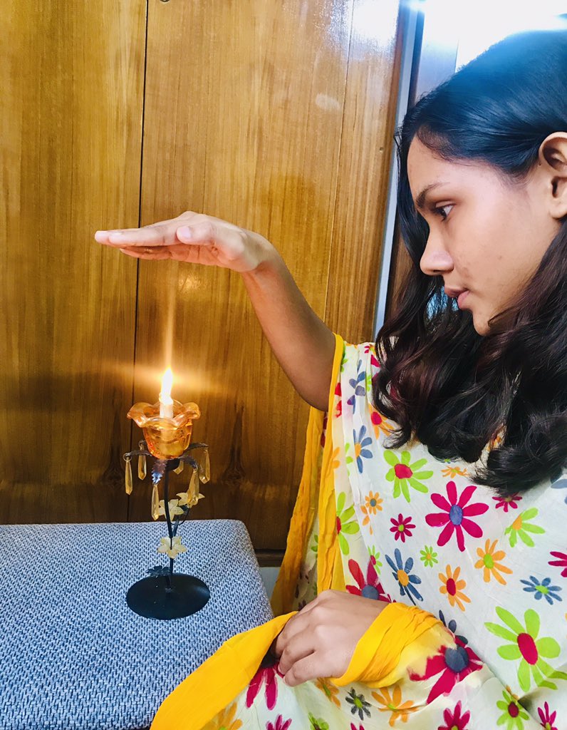 myselfArin's tweet photo. Twitter started crashing #Oath4SSR !
Let’s make it Bomb together 🔥💥
#Oath4SSR
#JusticeForSushantSinghRajput
#SSRians
@shwetasinghkirt @sushantf3 @Kangana_Ra @Justice60735425 @selfmusing @Justice_Sushant @nonayousef7 https://t.co/RN29SQfQim