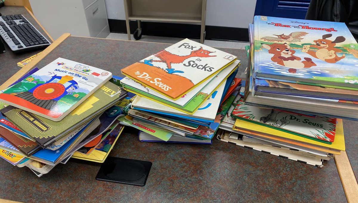 LaVoy Exceptional Center tweet media