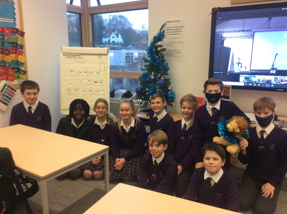 PrepLincoln's tweet photo. Happy Christmas from everyone in Lincoln. https://t.co/eCtLhMMD7j