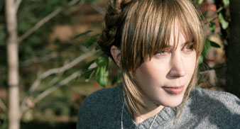 Please join us here at in wishing the one and only Beth Orton a very Happy Birthday today  