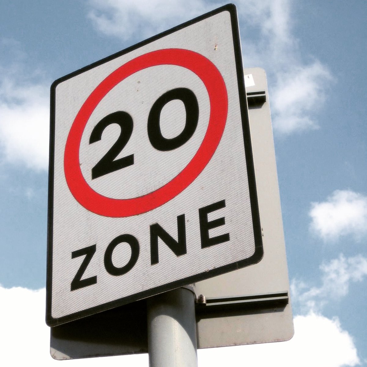 LuthrieG's tweet photo. We'd like to thank the community council for pushing for action on local damaged roads.

There have also been discussions on lowering Luthrie's speed limit to 20mph. Let us or the community council know your thoughts.

#Luthrie #Brunton #Flisk #Creich #Fife  #twentysplenty #20mph https://t.co/YfSf531X1E