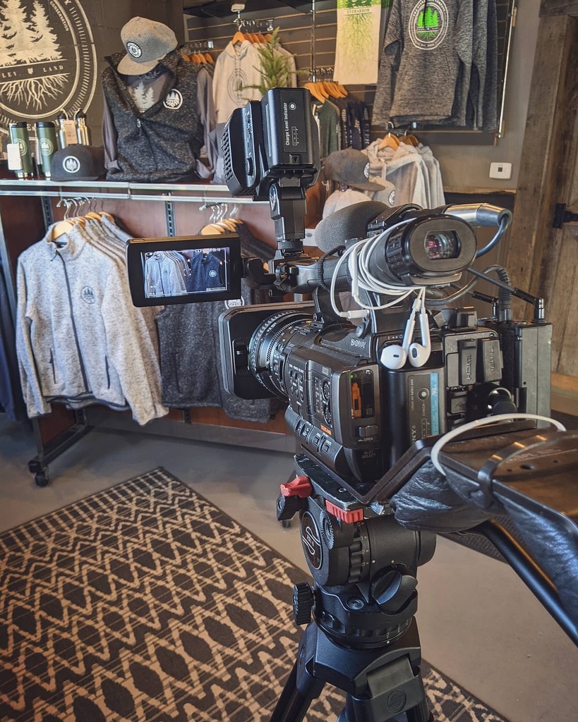 Everarborco's tweet photo. Somebody's about to be featured somewhere... Stay tuned!

#everarbor #stepoutside #findyourelement #staytuned #cleveland #clevelandnews #behindthescenes https://t.co/jZB7NqK2H0 https://t.co/4ozkfxqiOE