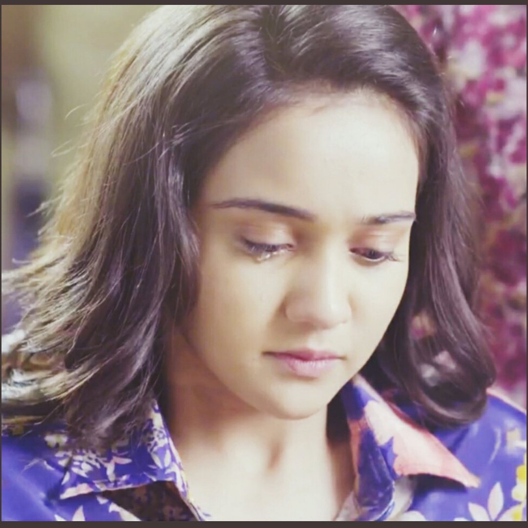 Q : Hey! Did you just cry? Why so?A : Yes coz they were hurt and they cried  #YehUnDinonKiBaatHai |  #YUDKBH