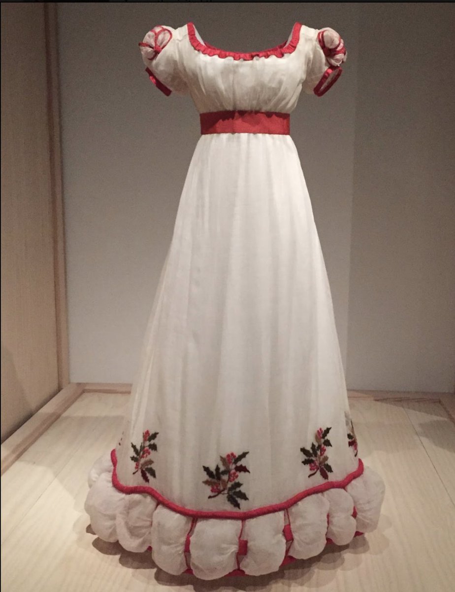 With its holly embroidery &amp; red silk ribbon trim, this 1824 dress from <a href="/metmuseum/">The Metropolitan Museum of Art</a> may be THE ultimate festive holiday dress for a 19thc heroine. More in my blog post: bit.ly/348KycY #FashionHistory