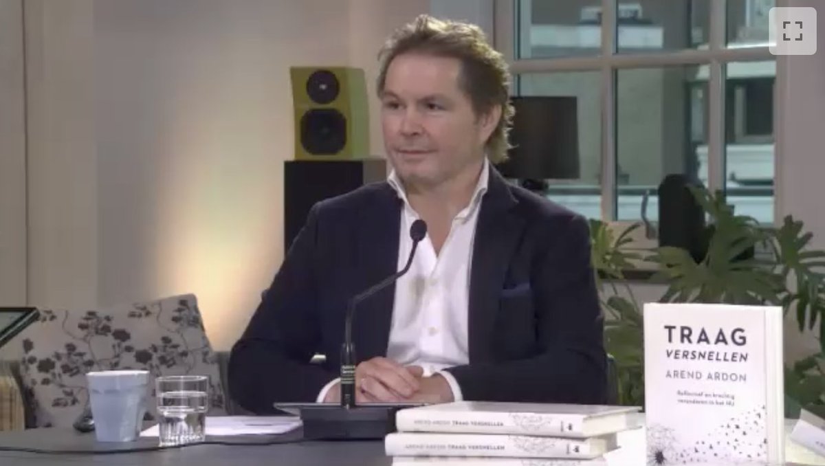 marcoderksen's tweet photo. Mooi webinar van @arendardon over traag versnellen waarin hij pleit om vertraging te organiseren en terug gaat naar het vermogen om te kunnen vallen en opstaan. Wie vaker stilstaat, gaat een stuk sneller aldus Ardon. #traagversnellen https://t.co/jNZTJLc9zX