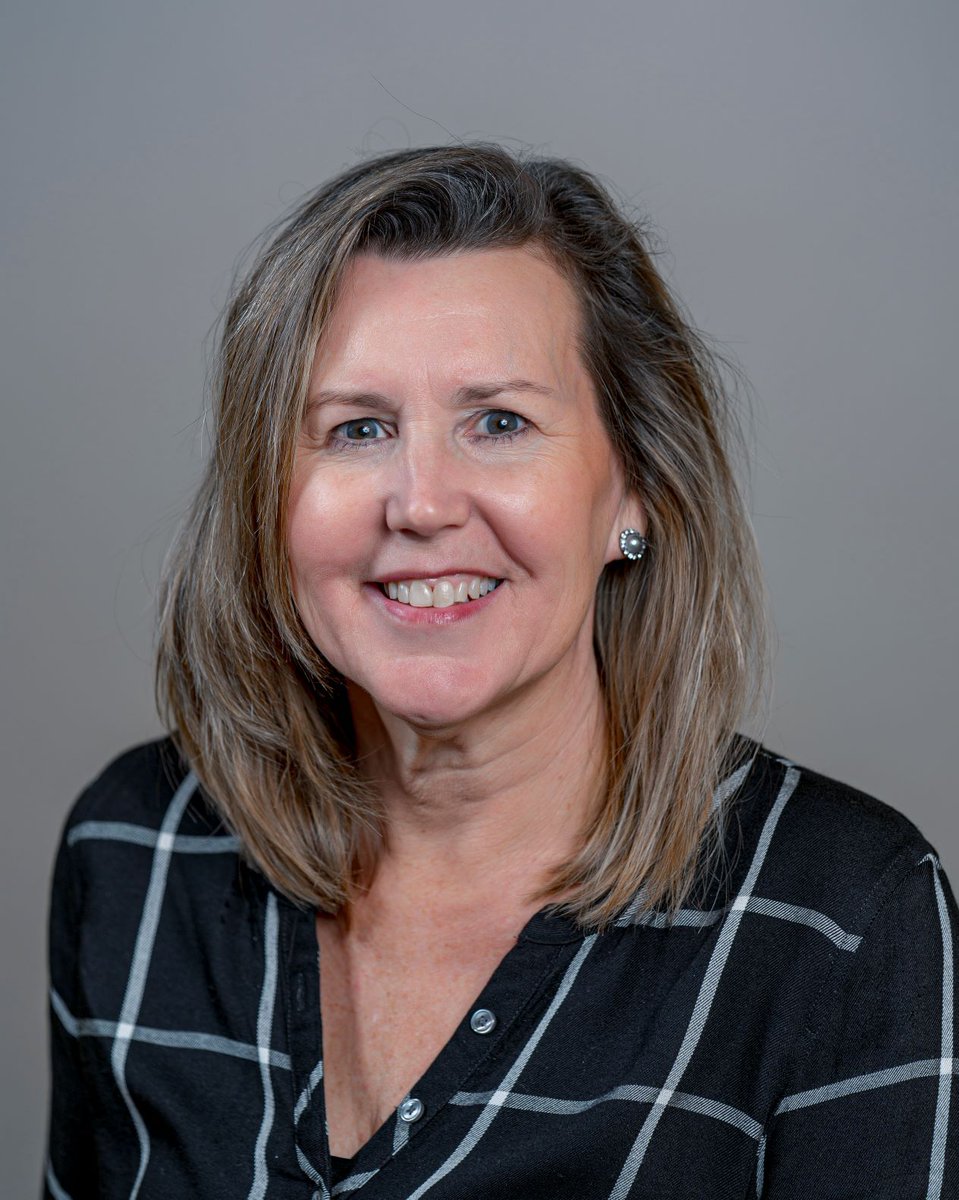 District 99 (@dist_99) on Twitter photo As a testament to her dedication as DGN principal and her more than 30 years in education, we're incredibly proud to congratulate Principal Janice Schwarze on being named the <a href="/IPADuPage/">IPA DuPage Region</a> High School Principal of the YEAR!
Read more: bit.ly/3gJbGEr
#WeAreDGN #99learns As a testament to her dedication as DGN principal and her more than 30 years in education, we're incredibly proud to congratulate Principal Janice Schwarze on being named the <a href="/IPADuPage/">IPA DuPage Region</a> High School Principal of the YEAR!
Read more: bit.ly/3gJbGEr
#WeAreDGN #99learns