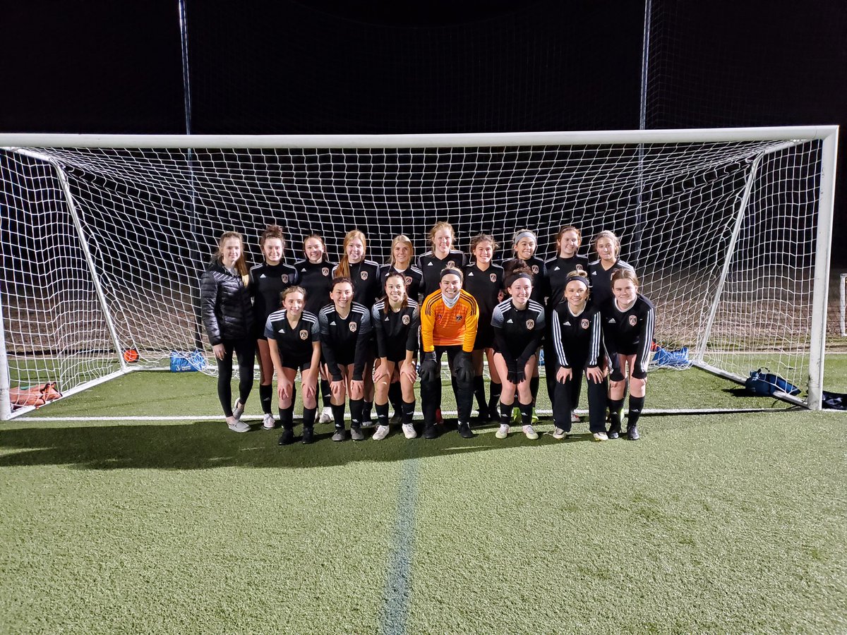 2003 Kolping Ladies finish fall SLYSA season undefeated in the Championship division. Congratulations Ladies!