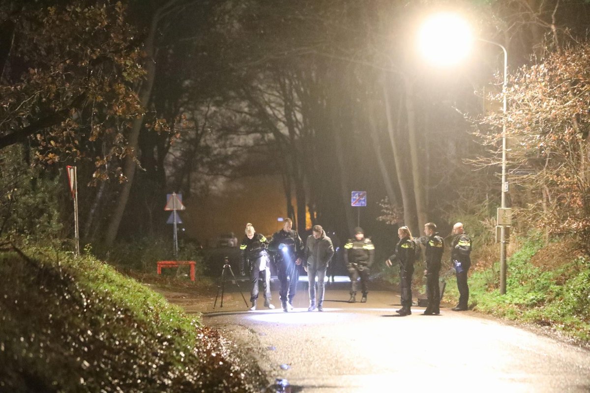 Slachtoffer blijkt man van 25, maar verder tast politie in duister over achtergrond schietpartij Egelshoek: Getuigen gezocht..