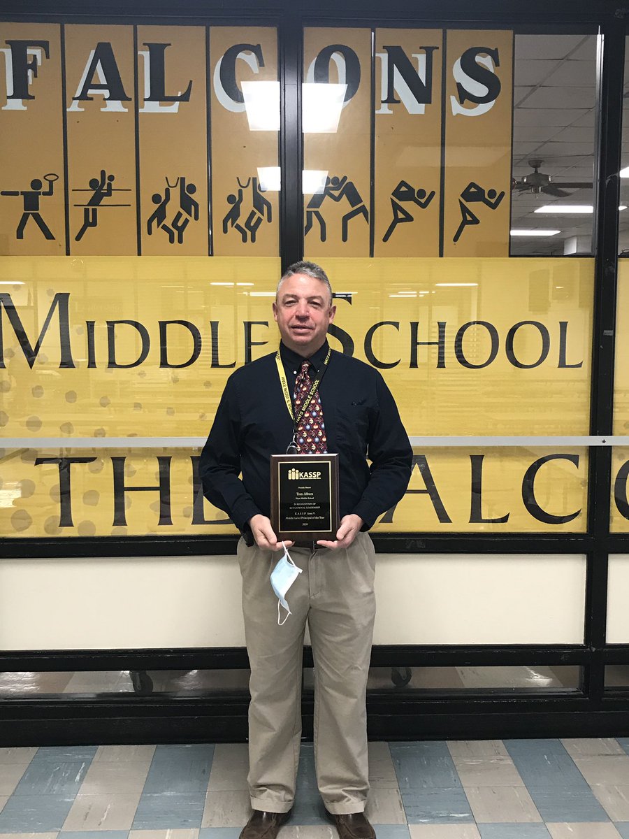 USAKansas's tweet image. Congrats to Tom Albers, 2020 KASSP Area V Middle Level Principal of the Year!