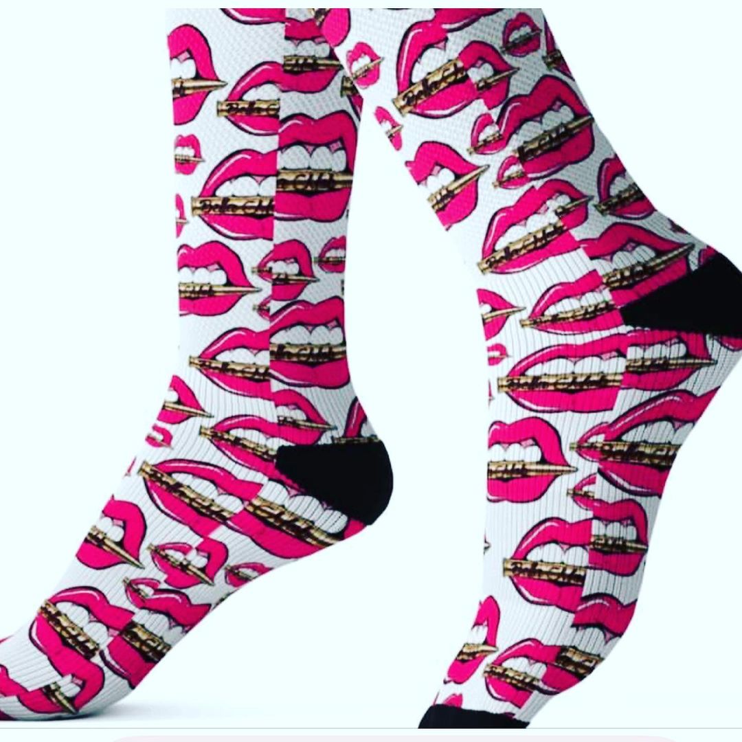 Therealcedyced's tweet photo. #bella #socks by #Deltrice @davoicestill @davoicedt @rnbnextdeltrice on #IG
New #singles #SoGood #DiorCoat #NoHelp #& #Everything available on all platforms & #youtube #streetsoul #songbird #vocalslay #music #femalerapper #rnb #randb #singer #songwriter #thevoice #voiceofthebay https://t.co/H3qnPb9qSp