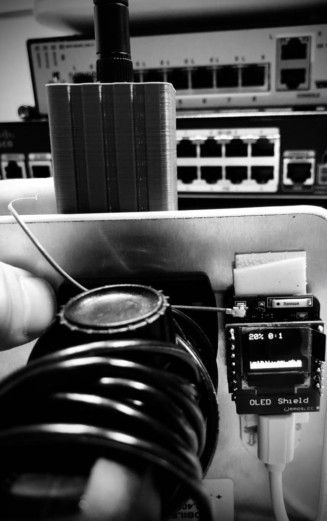 codemasterpl's tweet image. Long Range #attracthor, ufl pigtail and directional antenna worked like a charm today!
As part of it, a quick rssi scaner with oled went live ;-)