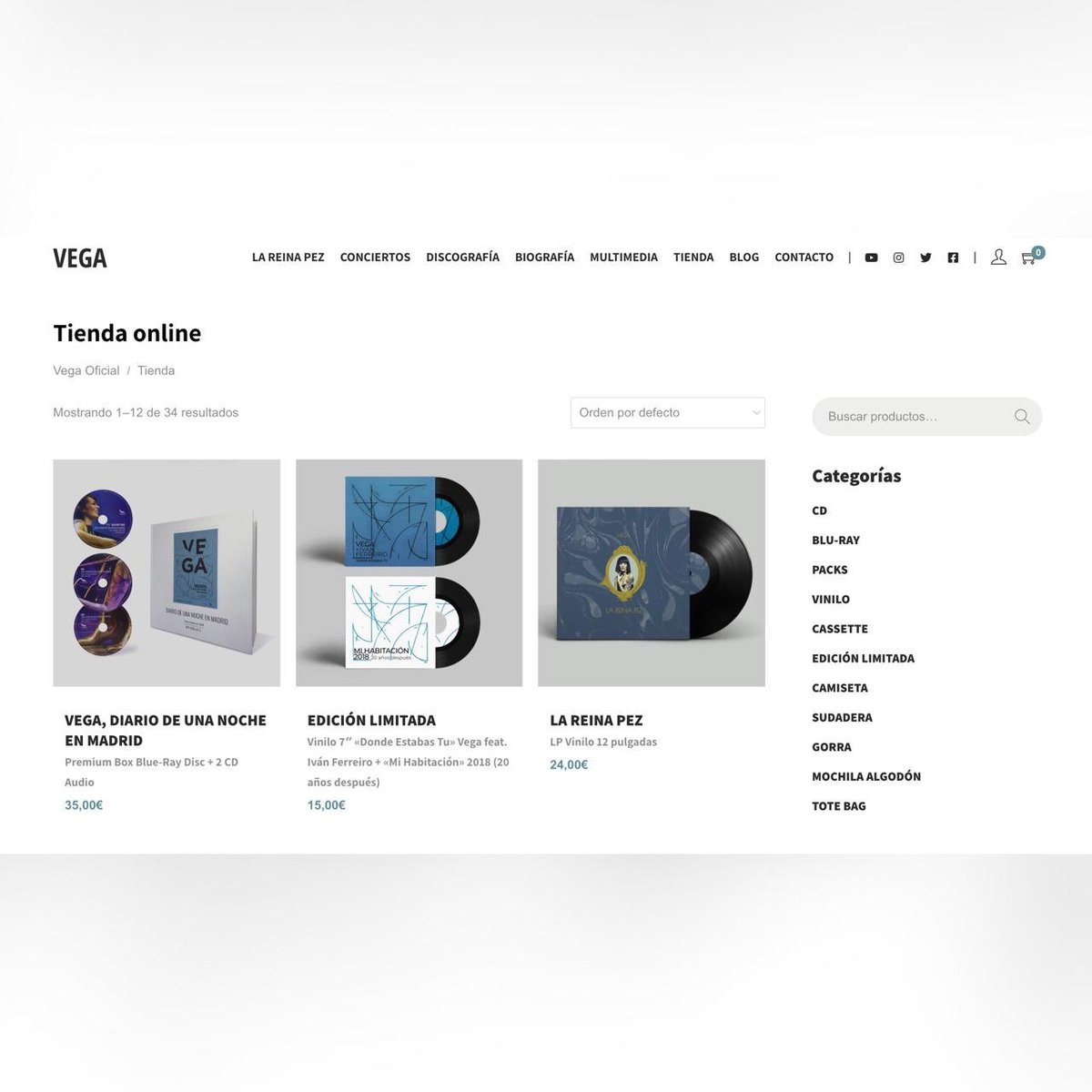 VEGAOFICIAL's tweet photo. 🌞Estrenamos tienda ♥️

https://t.co/hVstdX8tOd

Todos los formatos de todos MIS discos y merchan (@LaMadrigueraR) que nos quedan. Las últimas unidades. Sobre todo de las Ed.Limitadas. Seguro que llegarán a buenas manos.
Gracias ♥️🙌🏻 https://t.co/psspCHHgYf