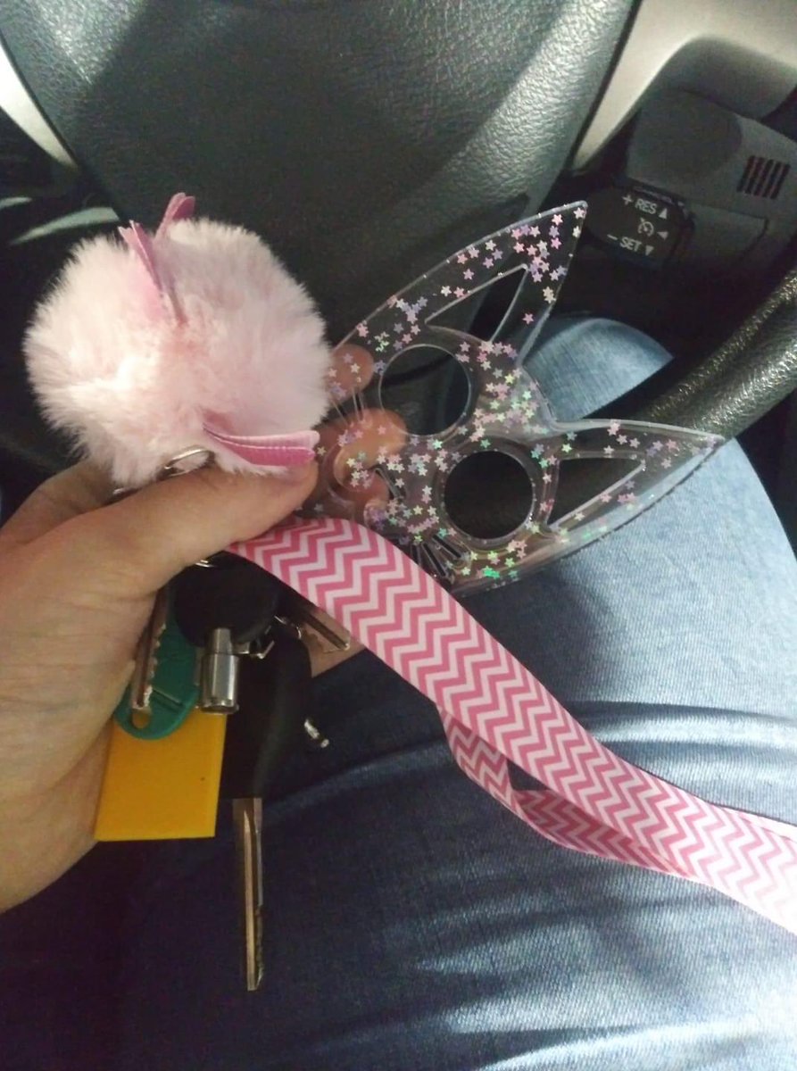 pennell_chelsea's tweet image. What’s better than #HappyCustomers? Having PICTURES of your Happy Customers 💕 I’ve sold 3 #KittyKeychains so far and can’t wait to sell the rest and make more!! I love this 💕
#ResinArt #Crafty