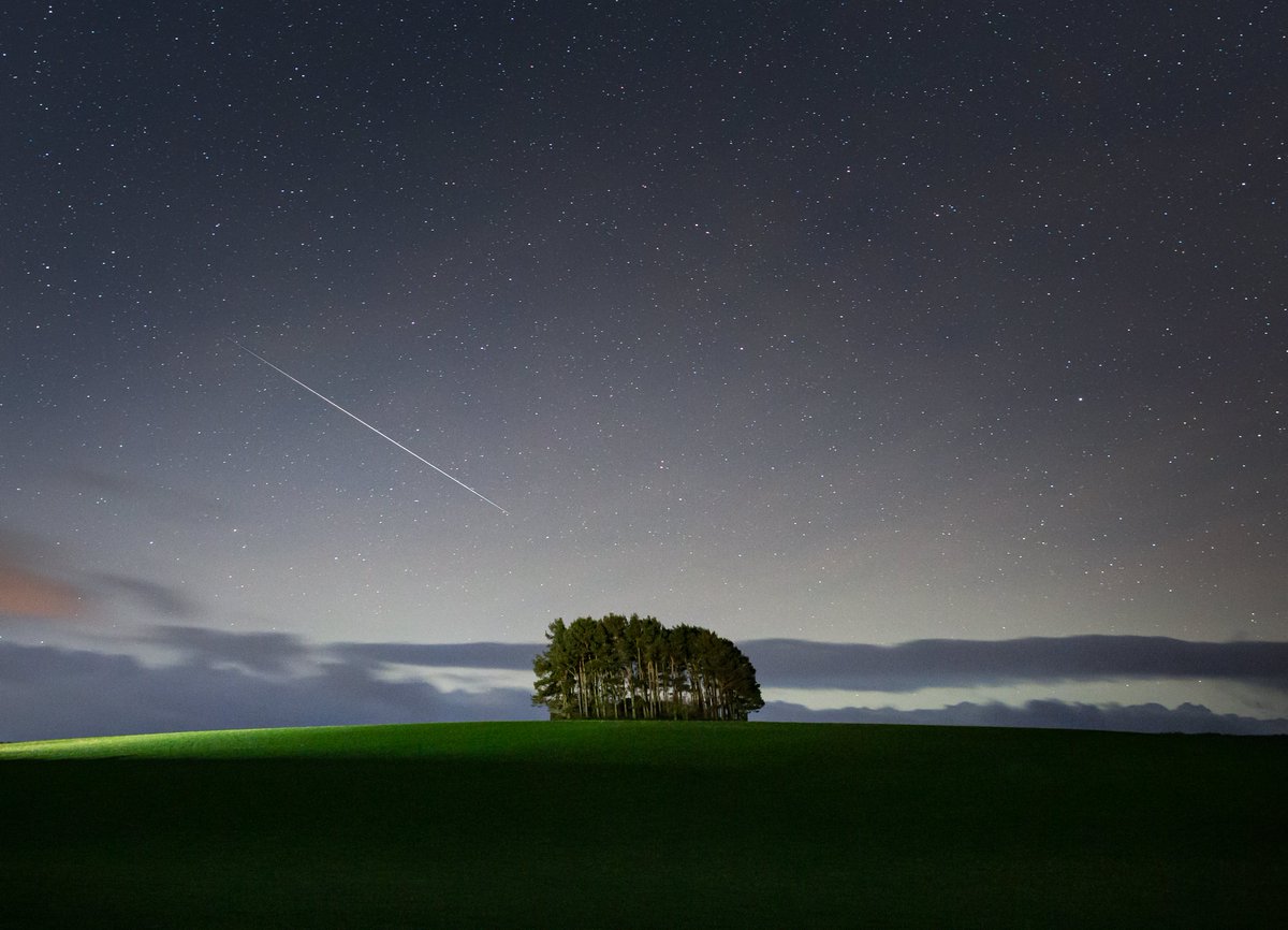 DanielMonk91's tweet photo. Another Geminid Meteor caught last night!

#Northumberland #Meteorshower #Geminids2020 https://t.co/MuUdI4Czoa