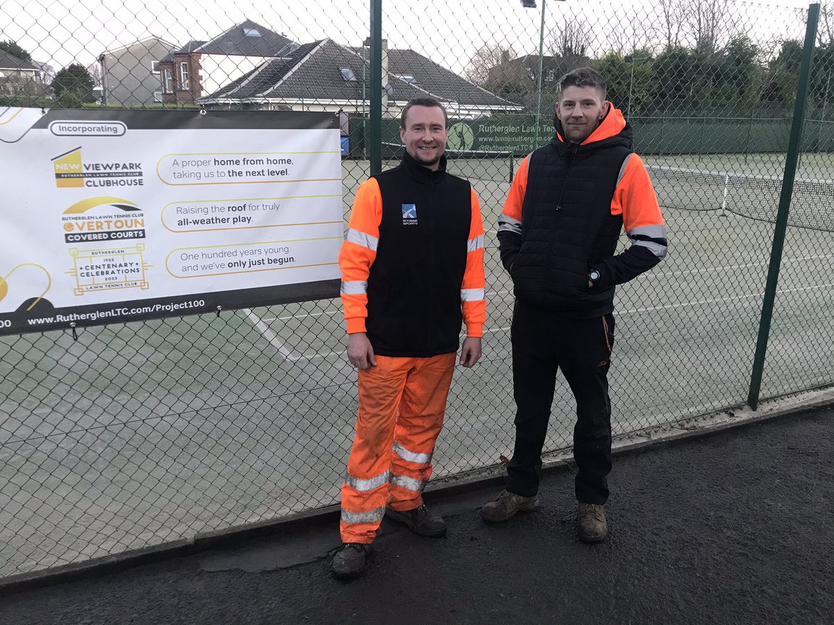 RutherglenLTC's tweet photo. Very special mention to Lee and Bruce @ReplayMaintain who have done an incredible job with our Viewpark Courts. Their work ethic and attention to detail were a joy to see! Such a slick and professional operation!👍👏👊
#DreamTeam #OpenForPlay https://t.co/PB4Y1WJ640