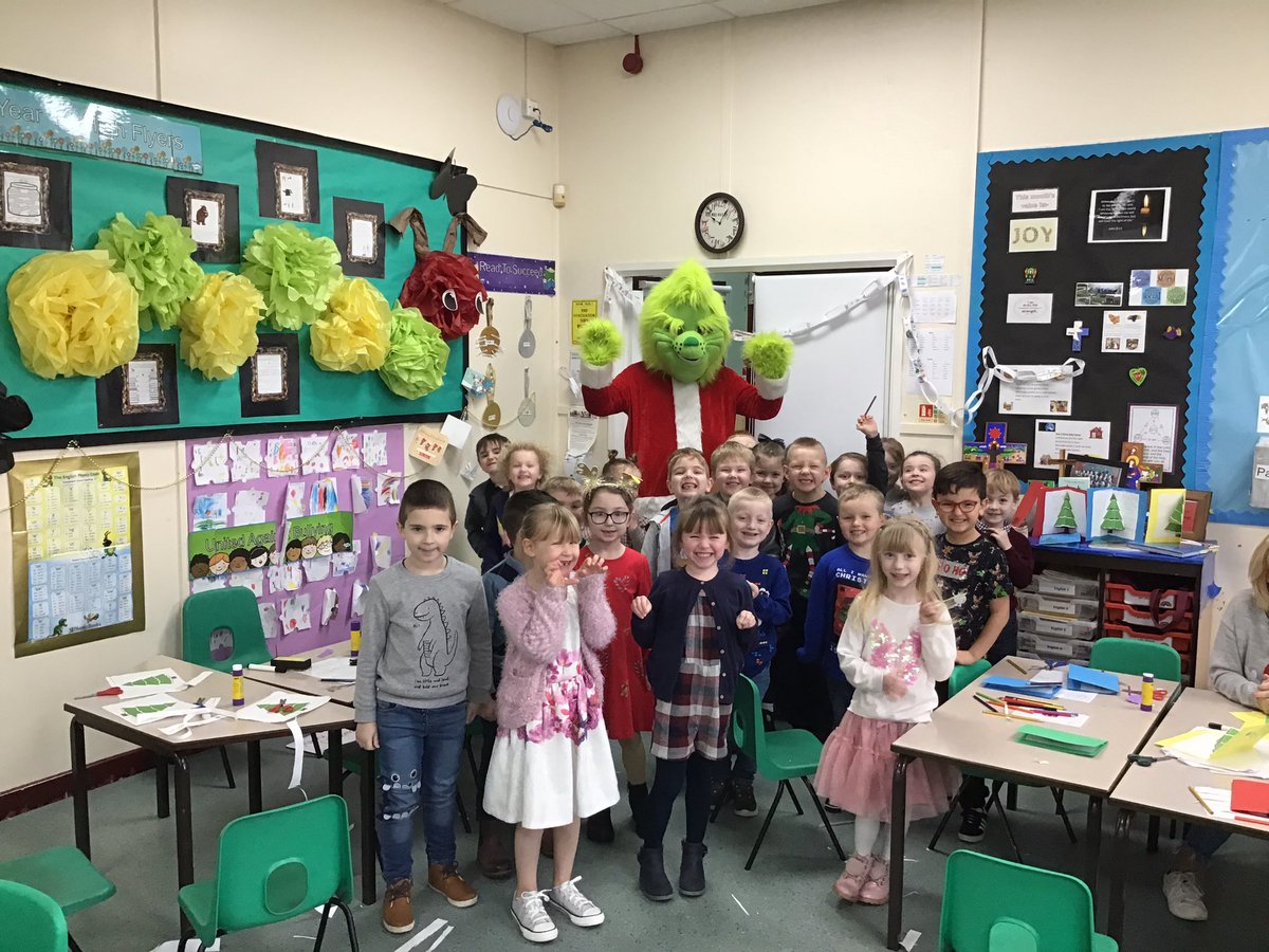 ThomasYear1's tweet photo. We had a special visitor today in our class https://t.co/Fq5rzqT5Io