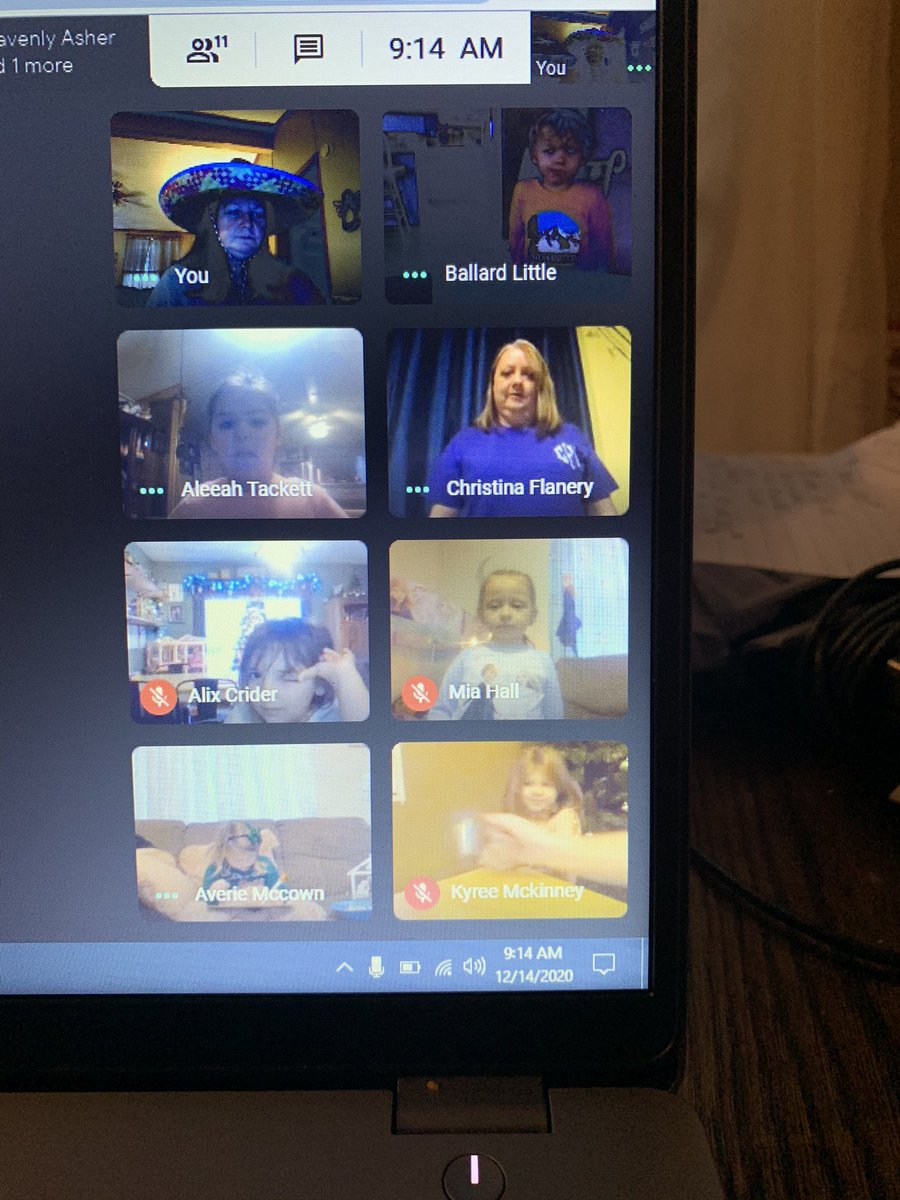 LizIsac3's tweet photo. South Floyd Headstart classroom C enjoying the last week of virtual learning before Christmas break learning about Christmas around the World- MEXICO in our pajamas!!!! 🎁🎄🎅🧑‍🎄@AnnaWShepherd @SchoolsFloyd @SouthFloydElem https://t.co/bNRdNywwFd