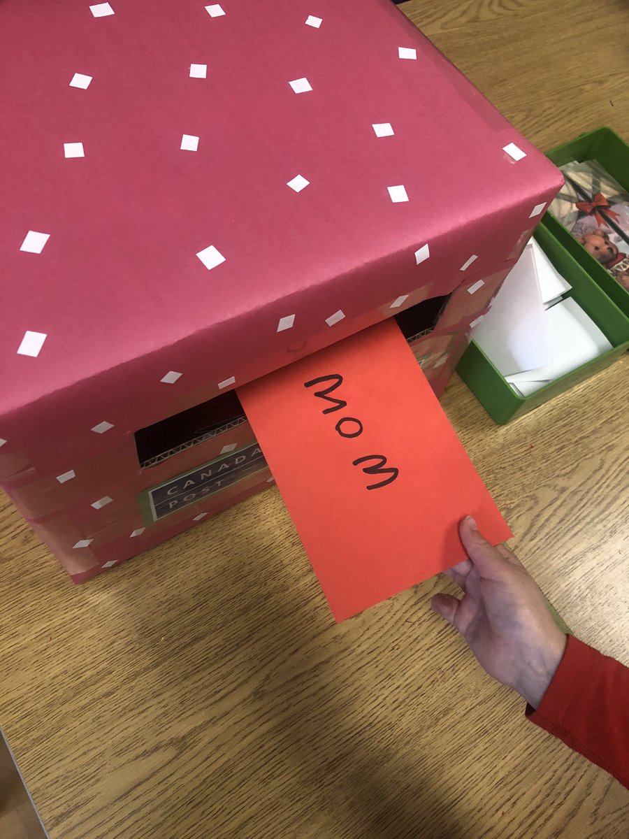 fdk122's tweet photo. Our @canadapostcorp classroom mail centre is open for business! Our @sttimothy3 FDK friends have been busy this morning writing letters for Christmas!🎄 #learningthroughplay https://t.co/G1GgvPnDB8