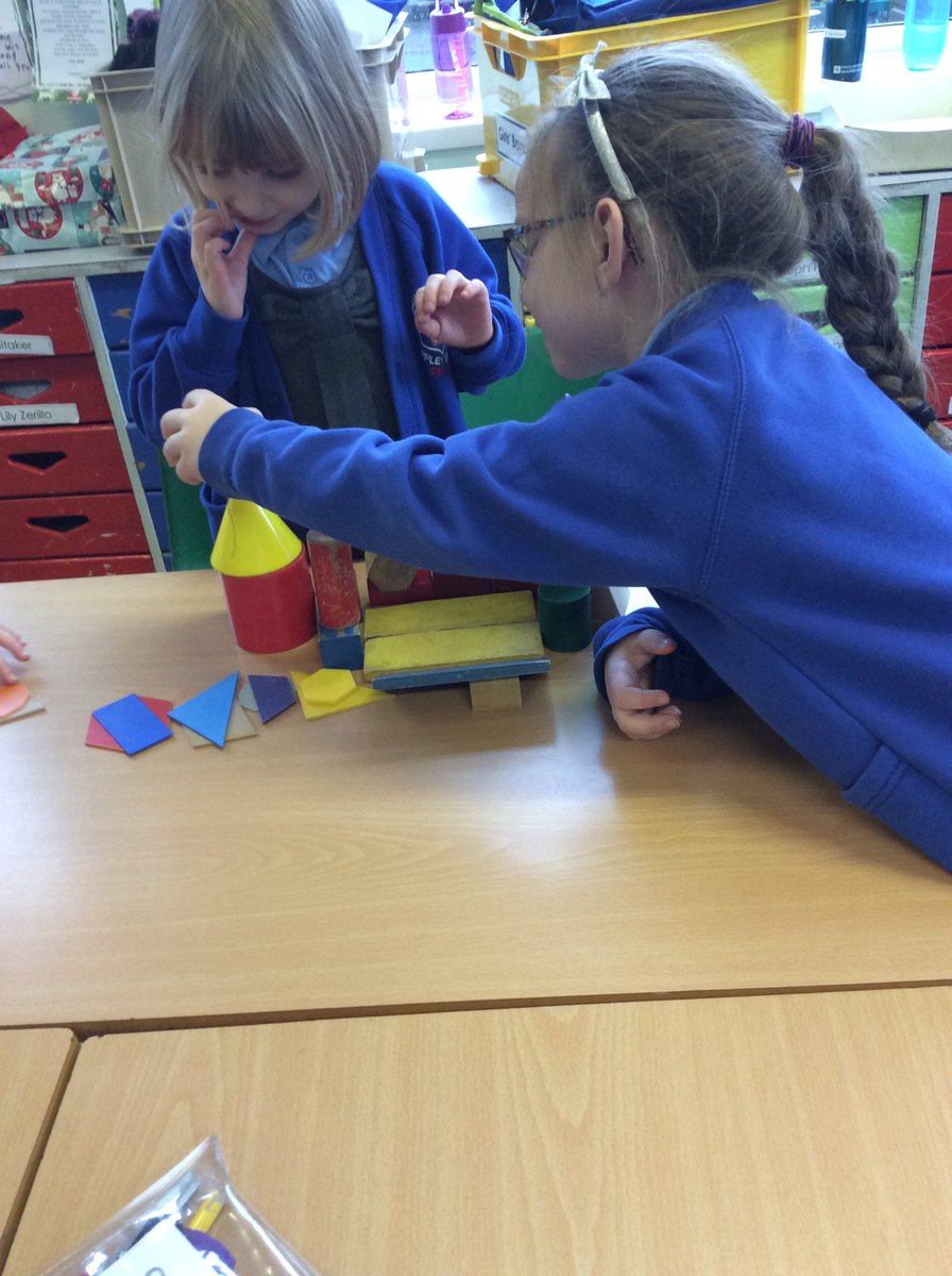 AppleySaintsCE's tweet photo. #ABASY1 have been building Santaโs Grotto using 3D shapes. #abasmaths @FriendsPrimary https://t.co/9aNW2gvhbb