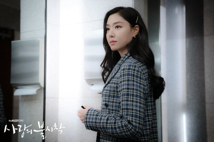 Seo Dan (Seo Ji-hye, Crash Landing On You). Unfriendly, uptight icon. Second best character on the show. Gets the arc she deserves without ever becoming ~likable. Made barrettes the fashion accessory of the year.