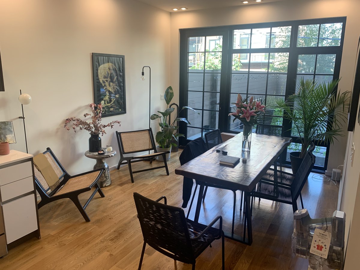 A lot changed over the last 6 years for me living wise tooToday I live in one of the nicest areas of NYC in a duplex 2 brdm, where the other bedroom is turned into a TV room/office.My yard is a little different in this apartment ha