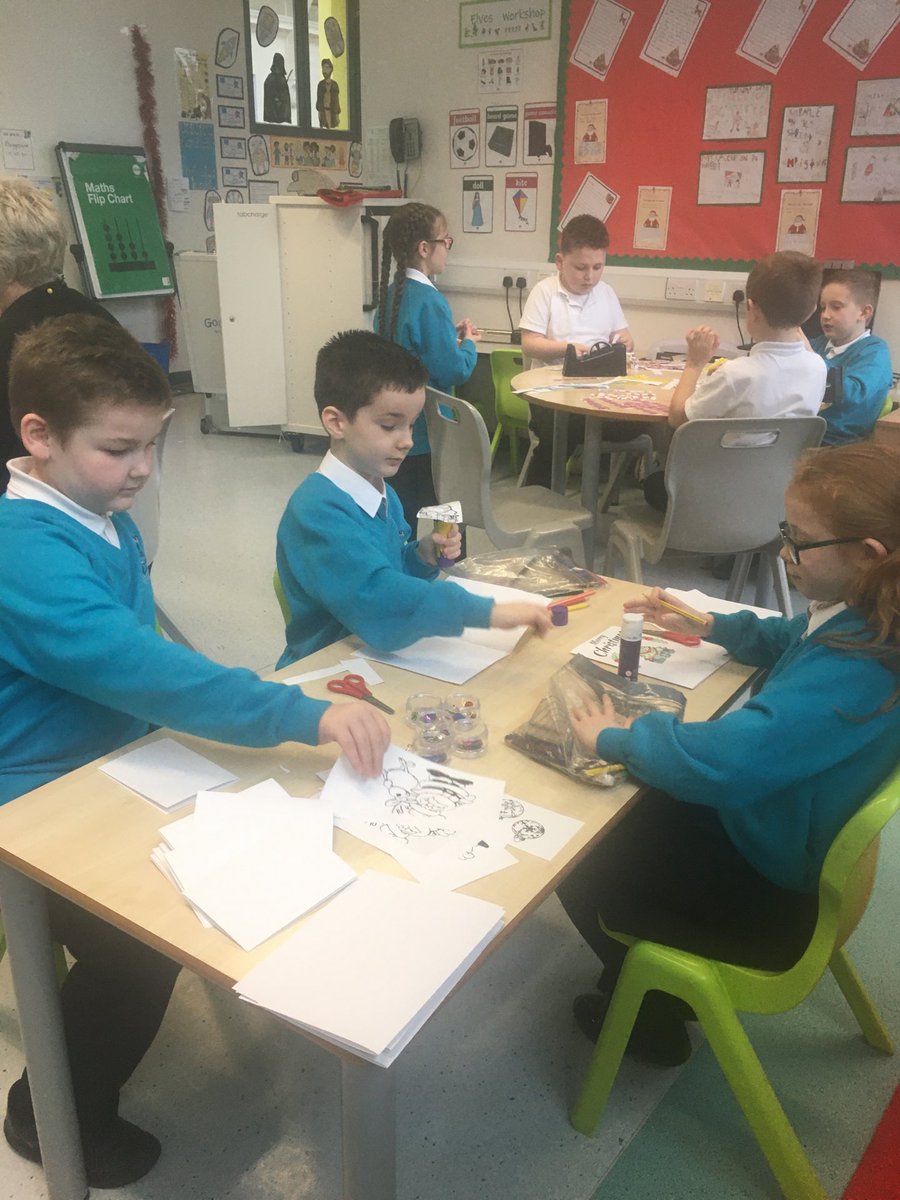 MrsWatt4's tweet photo. Arts and craft fun day in P4. 🧡😃📍 https://t.co/TWzbasX5jP