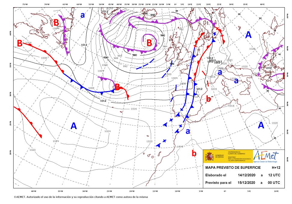 AEMET_Cat's tweet photo. Fixeu-vos l'enorme diferència de pressió que hi ha entre Catalunya (1014 hPa) i el centre depressionari situat al nord-oest d'Irlanda (970 hPa): 44 hPa. En aquesta època de l'any les #borrasques atlàntiques són molt profundes. https://t.co/nHb7WTnM7k