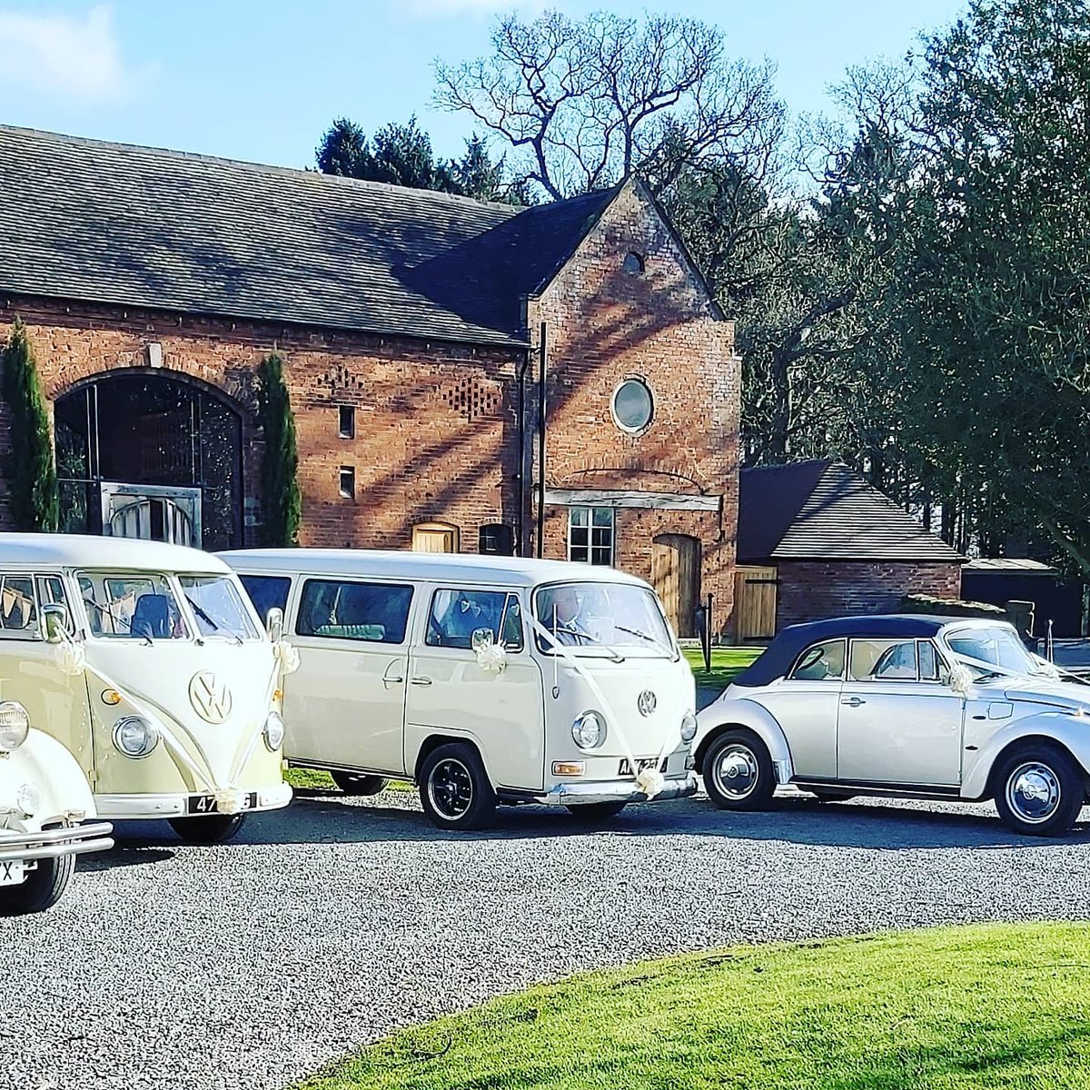 We are busy preparing for 3 weddings on Friday &amp; Saturday
Small and intimate weddings really can be fabulous .... your choice of wedding car can make a real difference.
nothingbutweddingcars.co.u

#nothingbutweddingcars #weddingcars #vintageweddingcars  #vwweddingcars