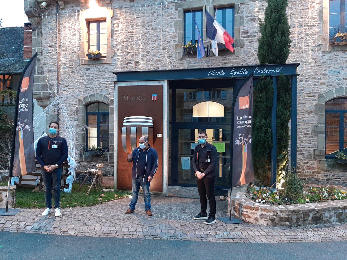 Notre équipe commerciale est à pied d'oeuvre à Beynat depuis ce lundi 14/12, pour faire découvrir aux Beynatoises et Beynatois les offres #FibreOrange sur le réseau public <a href="/DORSAL_Syndicat/">Syndicat mixte DORSAL</a> <a href="/NouvAquitTHD/">Nouvelle-Aquitaine THD</a>
Inscrivez-vous sans attendre sur r.orange.fr/r/SevtOSO