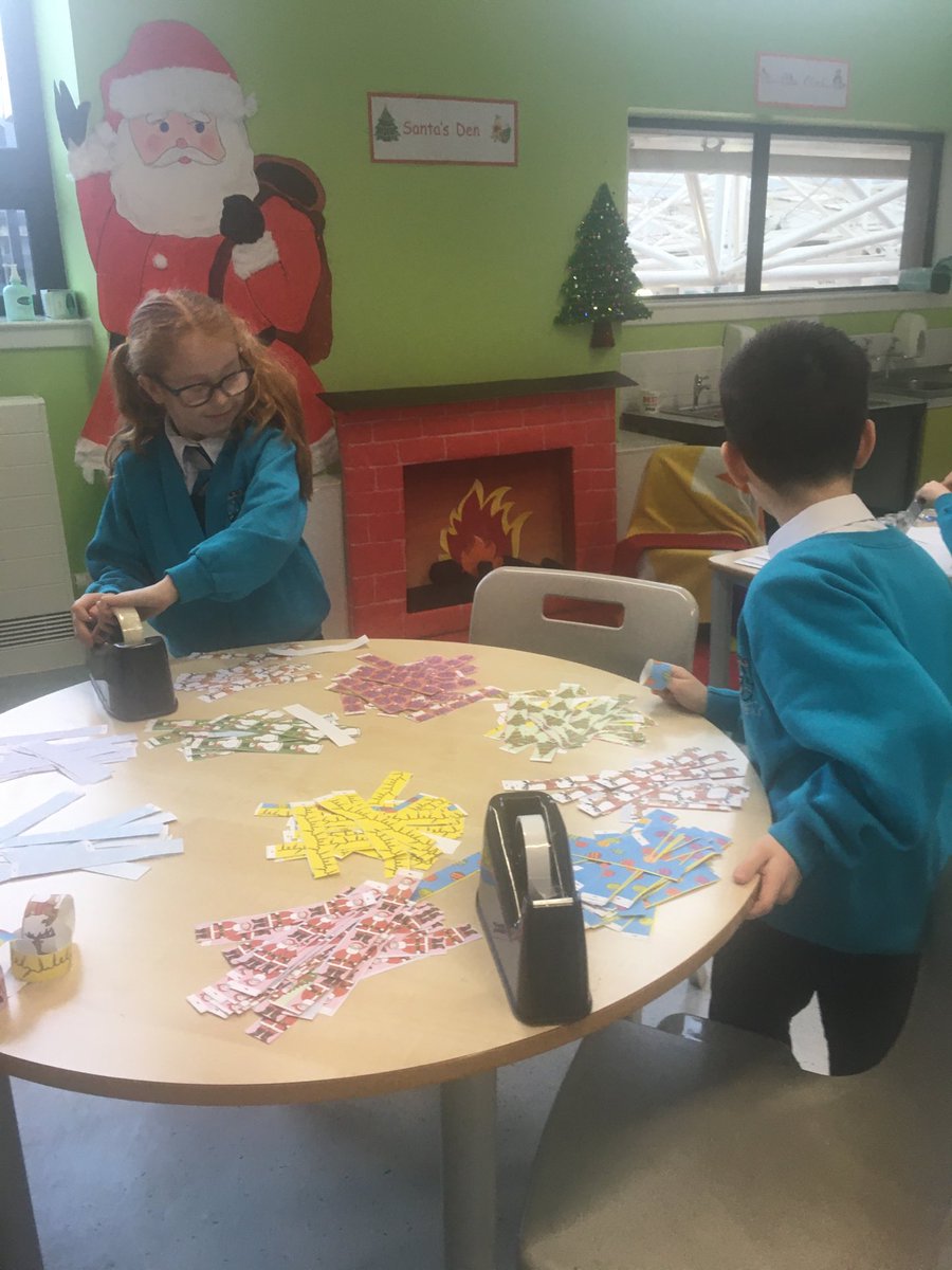MrsWatt4's tweet photo. Arts and craft fun day in P4. 🧡😃📍 https://t.co/rUjzUwn0X7