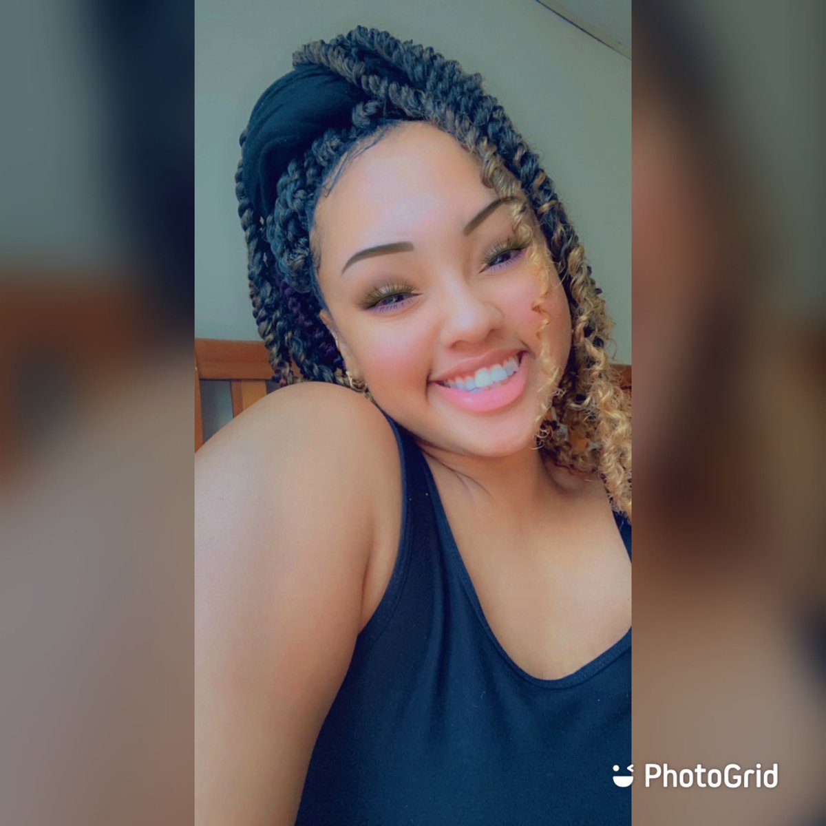 __royale's tweet photo. It’s the smile for me 🧡😁 https://t.co/S9d57TNta1